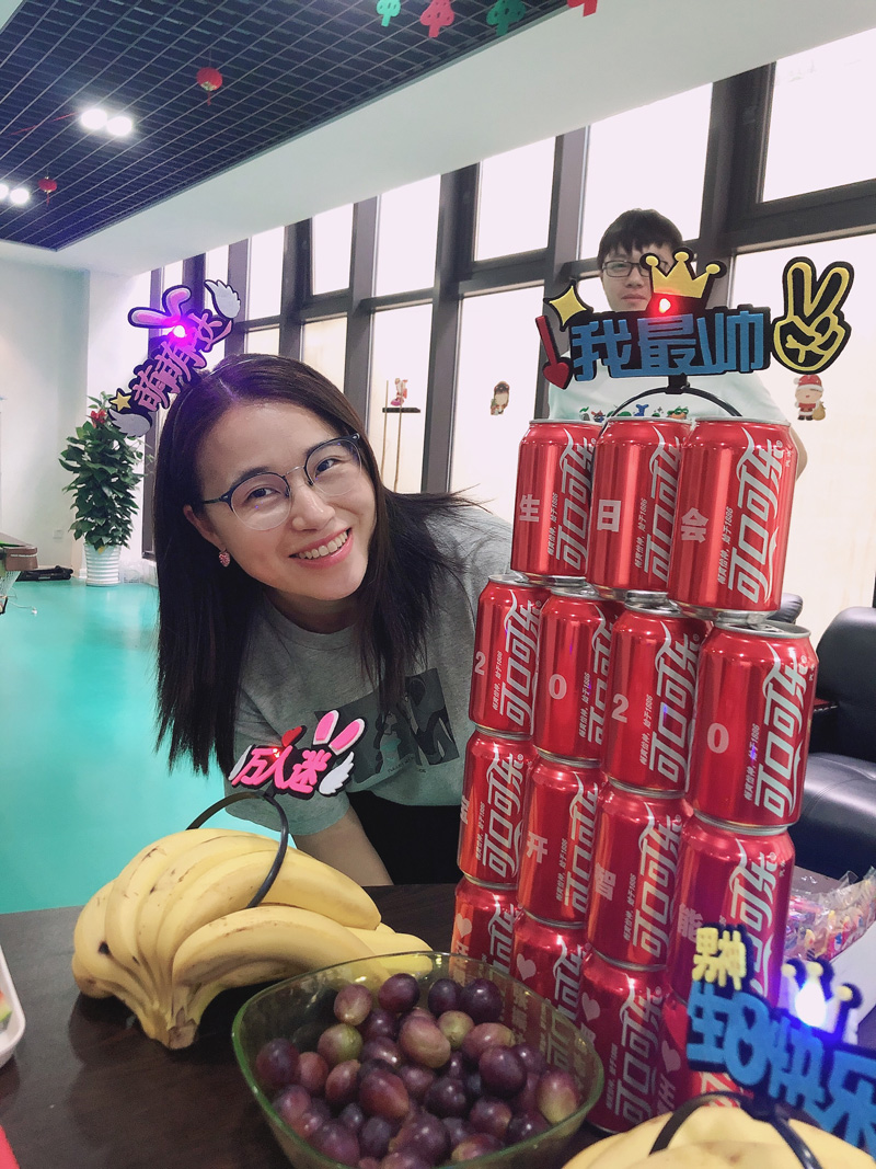 八月集體生日會 | 與久違的祝?；馃嵯嘧?  src="/uploads/allimg/210903/1-210Z3142023A9.jpg" /></p>
<p><img alt=