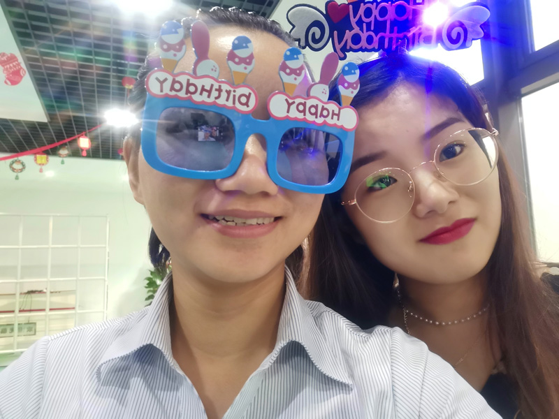 八月集體生日會 | 與久違的祝?；馃嵯嘧?  src="/uploads/allimg/210903/1-210Z3142040130.jpg" style="width: 800px; height: 1067px;" /></p>
<p><img alt=
