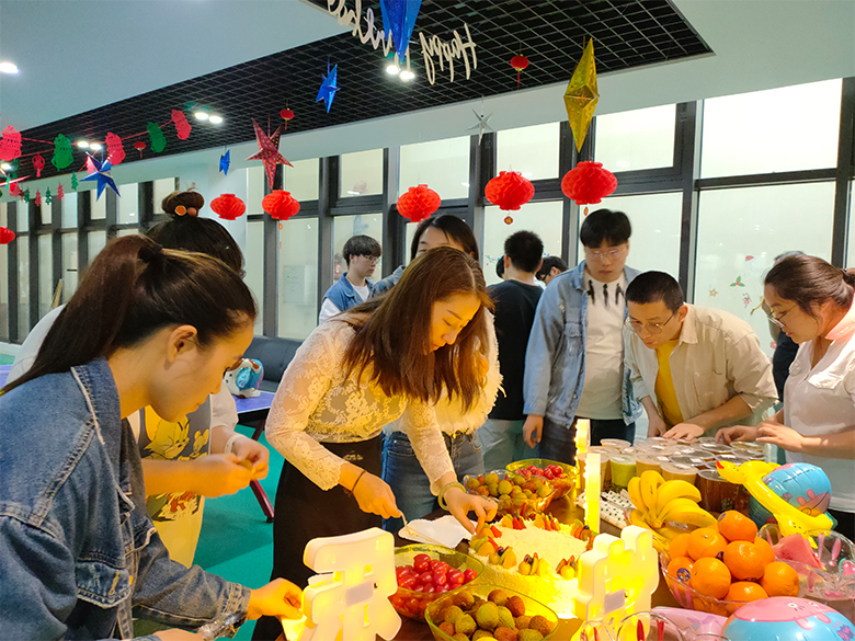 員工集體生日會｜溫馨五月，感恩有你，攜手同行