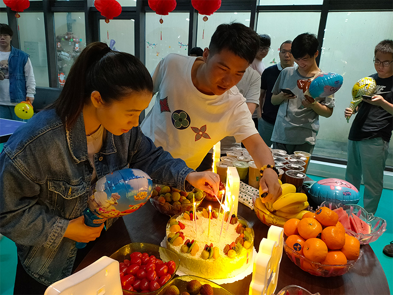 員工集體生日會｜溫馨五月，感恩有你，攜手同行