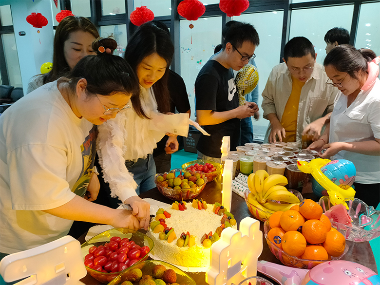 員工集體生日會｜溫馨五月，感恩有你，攜手同行